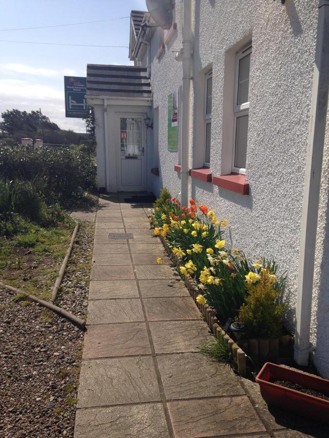 Finn Mccools Giants Causeway Hostel ブッシュミルズ エクステリア 写真