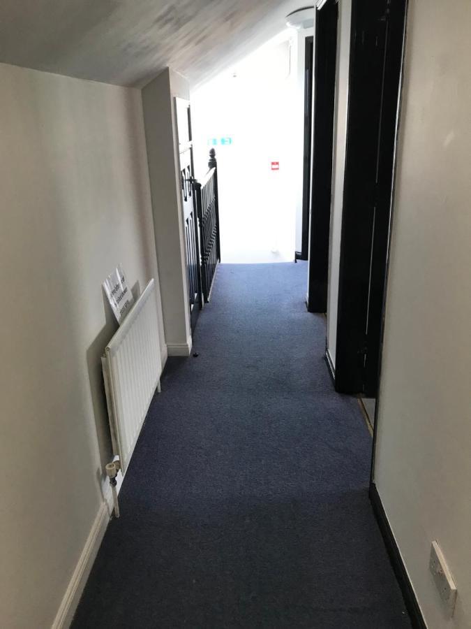 Finn Mccools Giants Causeway Hostel ブッシュミルズ エクステリア 写真