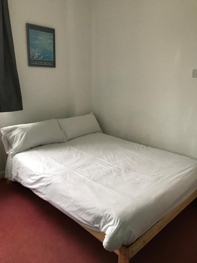 Finn Mccools Giants Causeway Hostel ブッシュミルズ エクステリア 写真