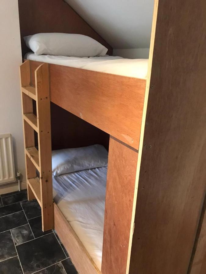 Finn Mccools Giants Causeway Hostel ブッシュミルズ エクステリア 写真